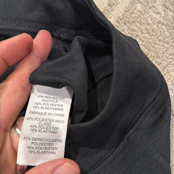 Vuori lux ribbed spilt hem bootcut pants size XS black in EUC - Picture 7 of 11